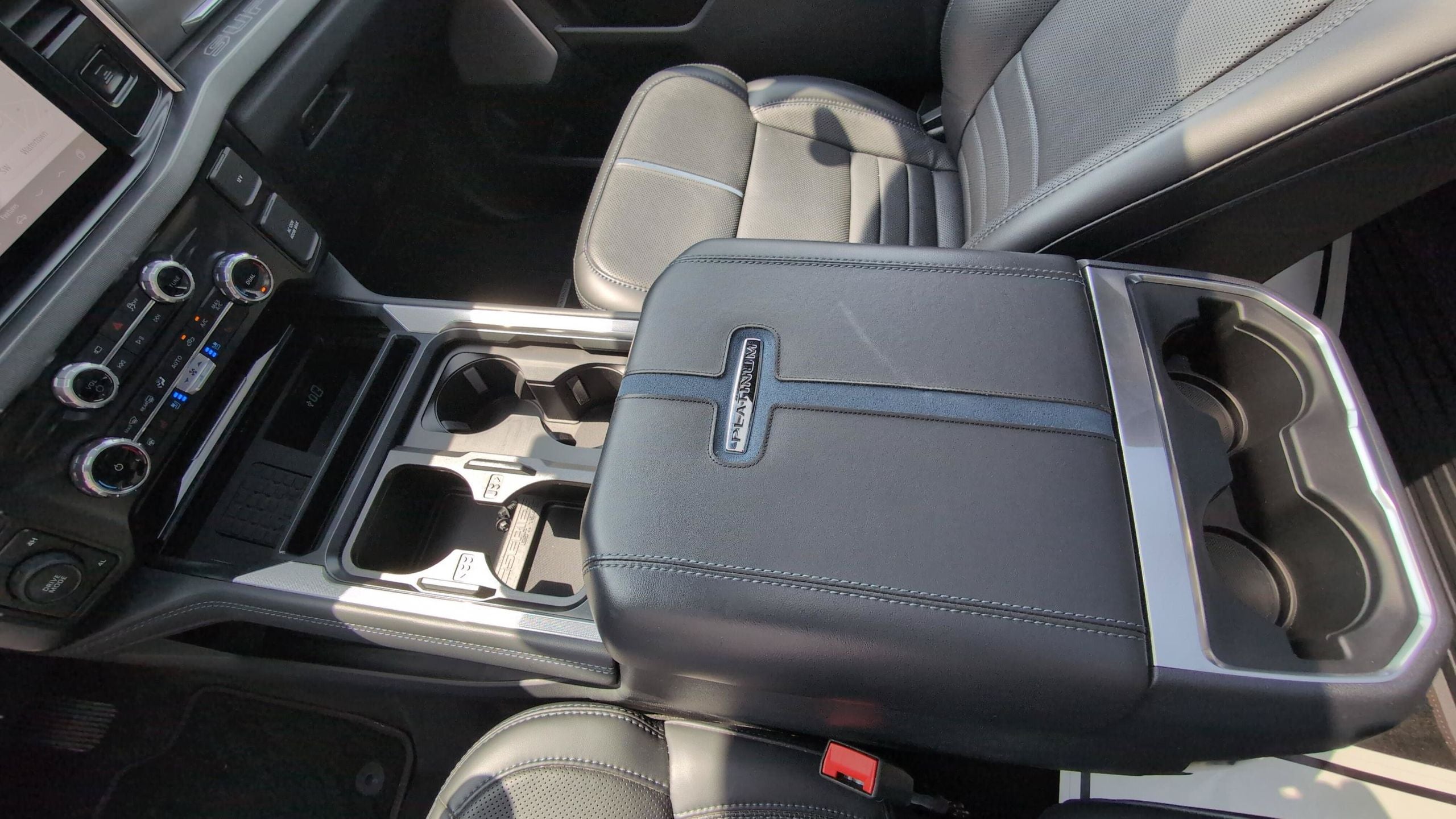 2026 Ford F-450SD Platinum DRW