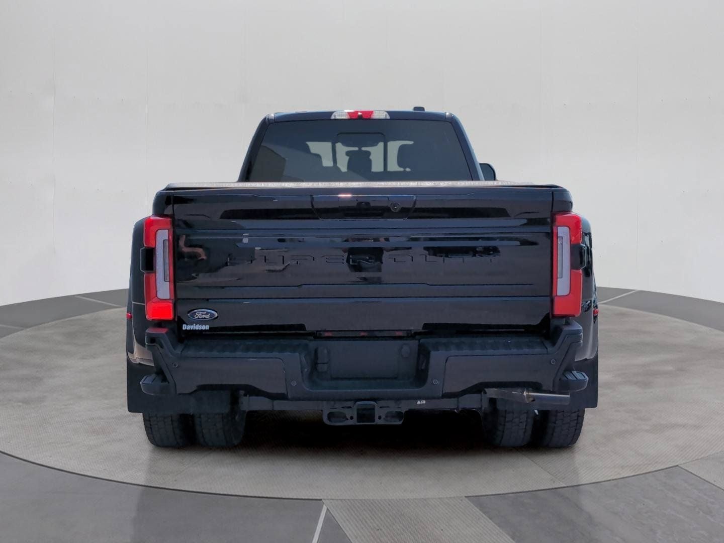 2026 Ford F-450SD Platinum DRW