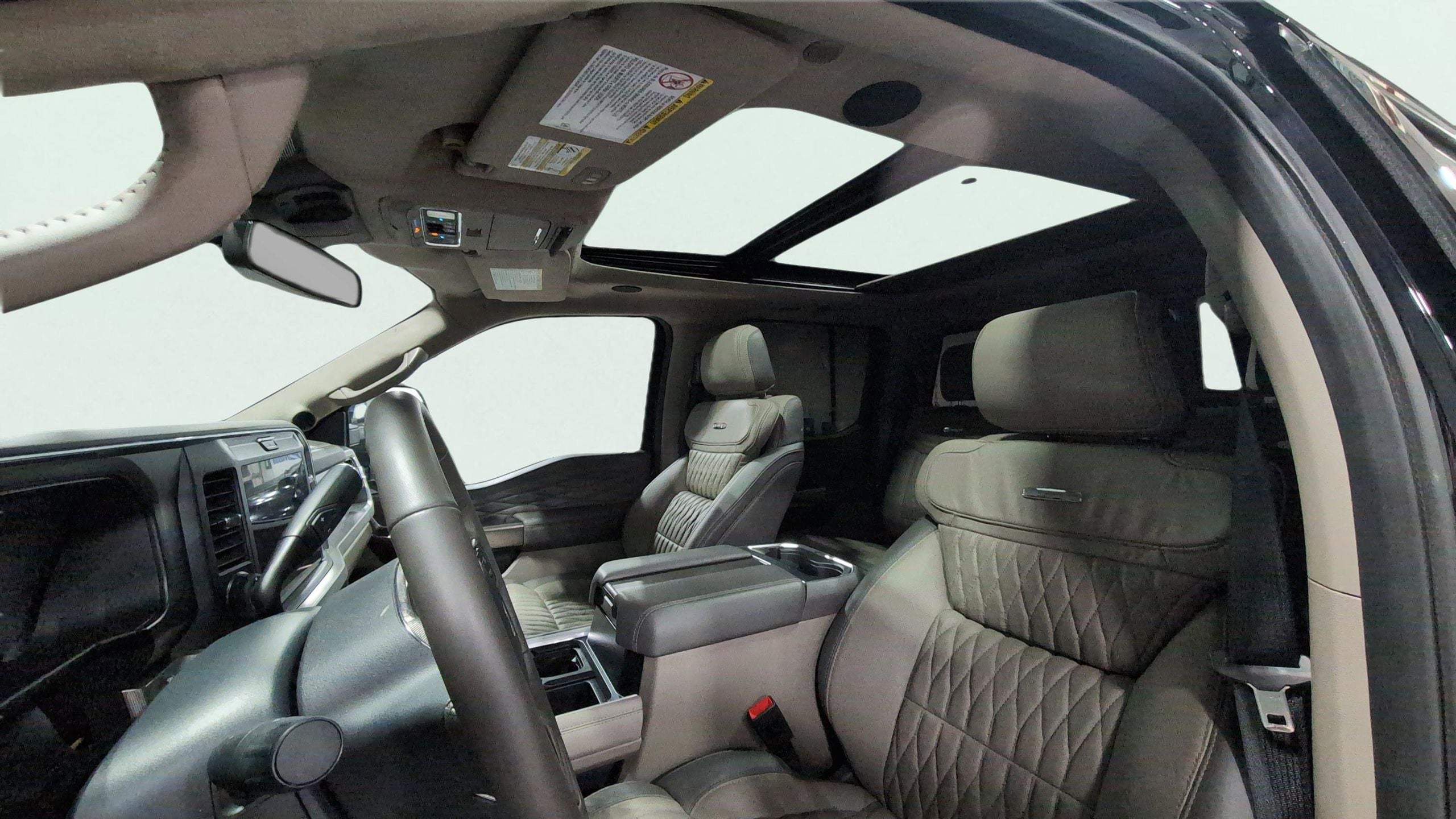 2025 Ford F-450SD Platinum DRW