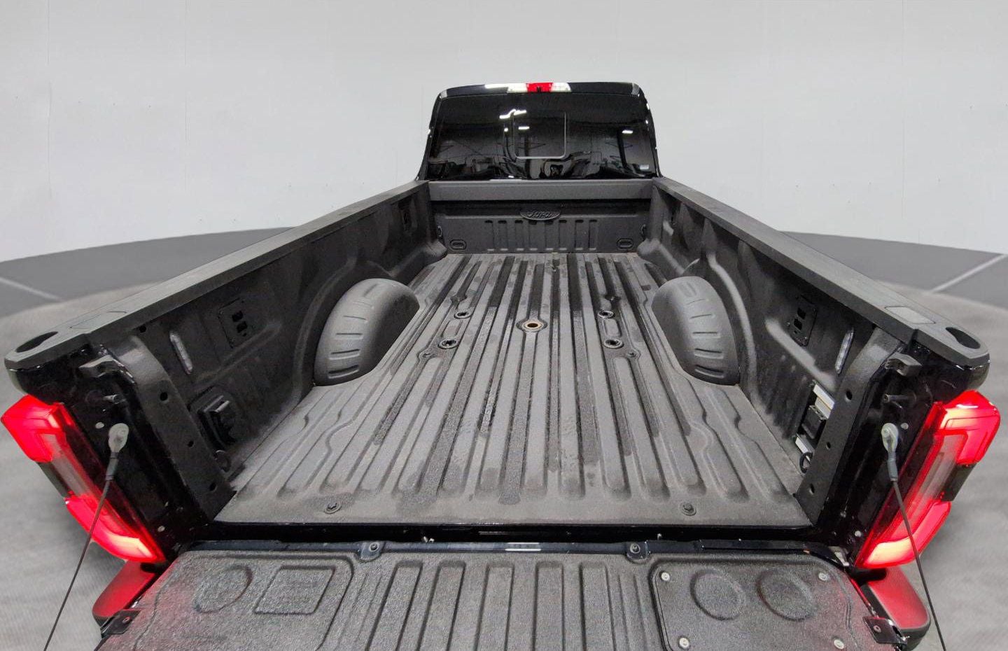 2025 Ford F-450SD Platinum DRW