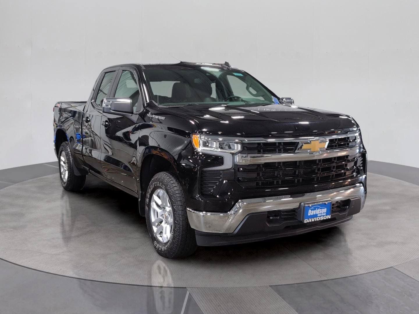 2024 Chevrolet Silverado 1500 LT LT1