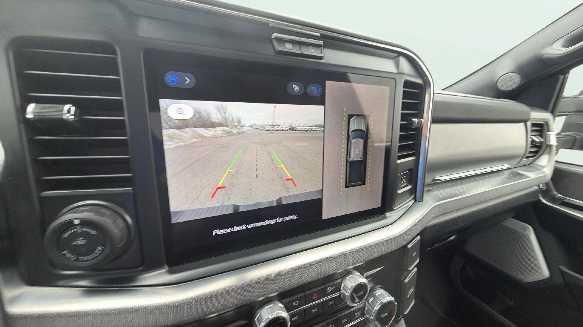 2025 Ford F-250SD Platinum