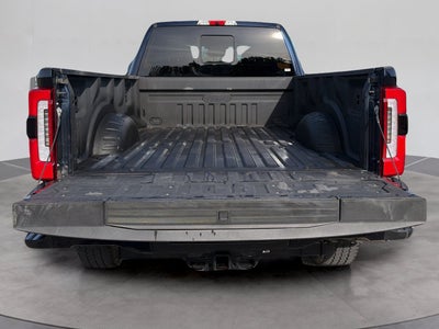 2025 Ford F-350SD Platinum