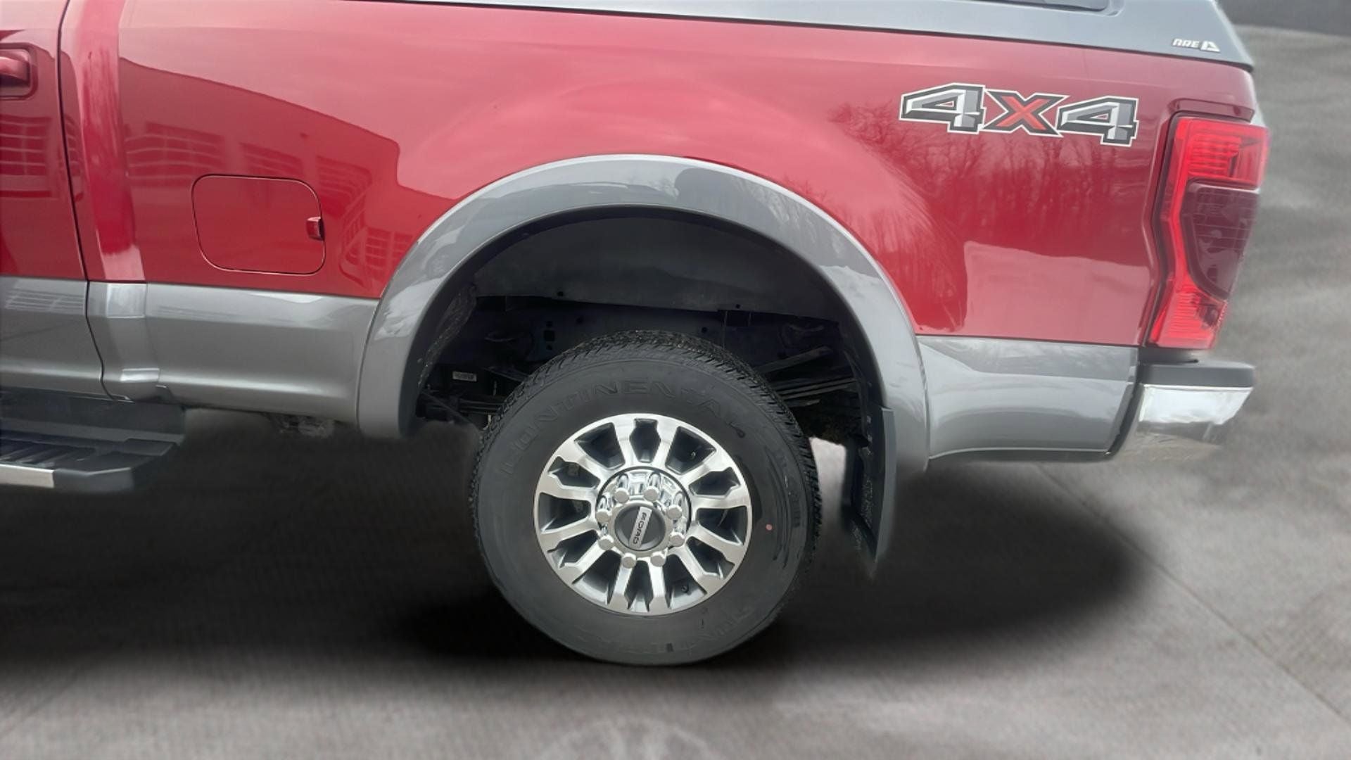 2022 Ford F-350SD Lariat