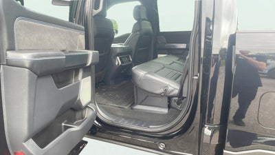2025 Ford F-450SD Platinum DRW
