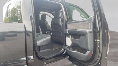 2025 Ford F-450SD Platinum DRW