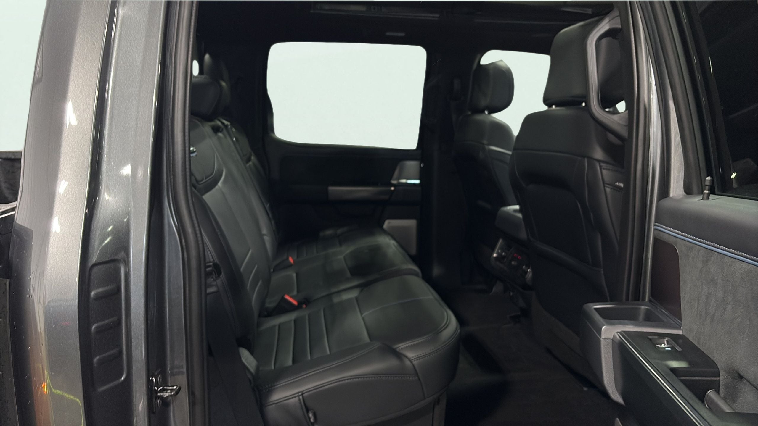 2026 Ford F-450SD Platinum DRW