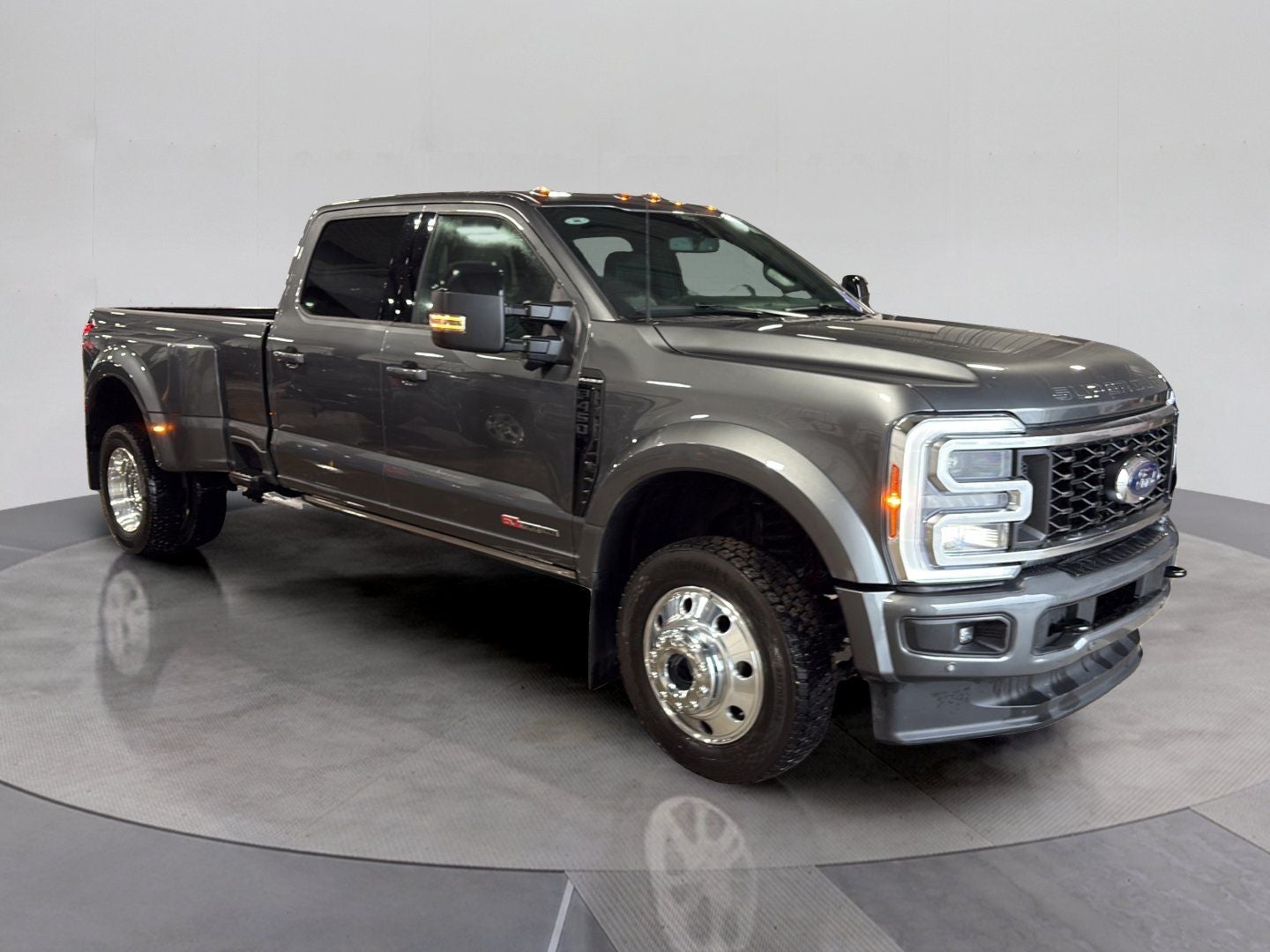 2026 Ford F-450SD Platinum DRW