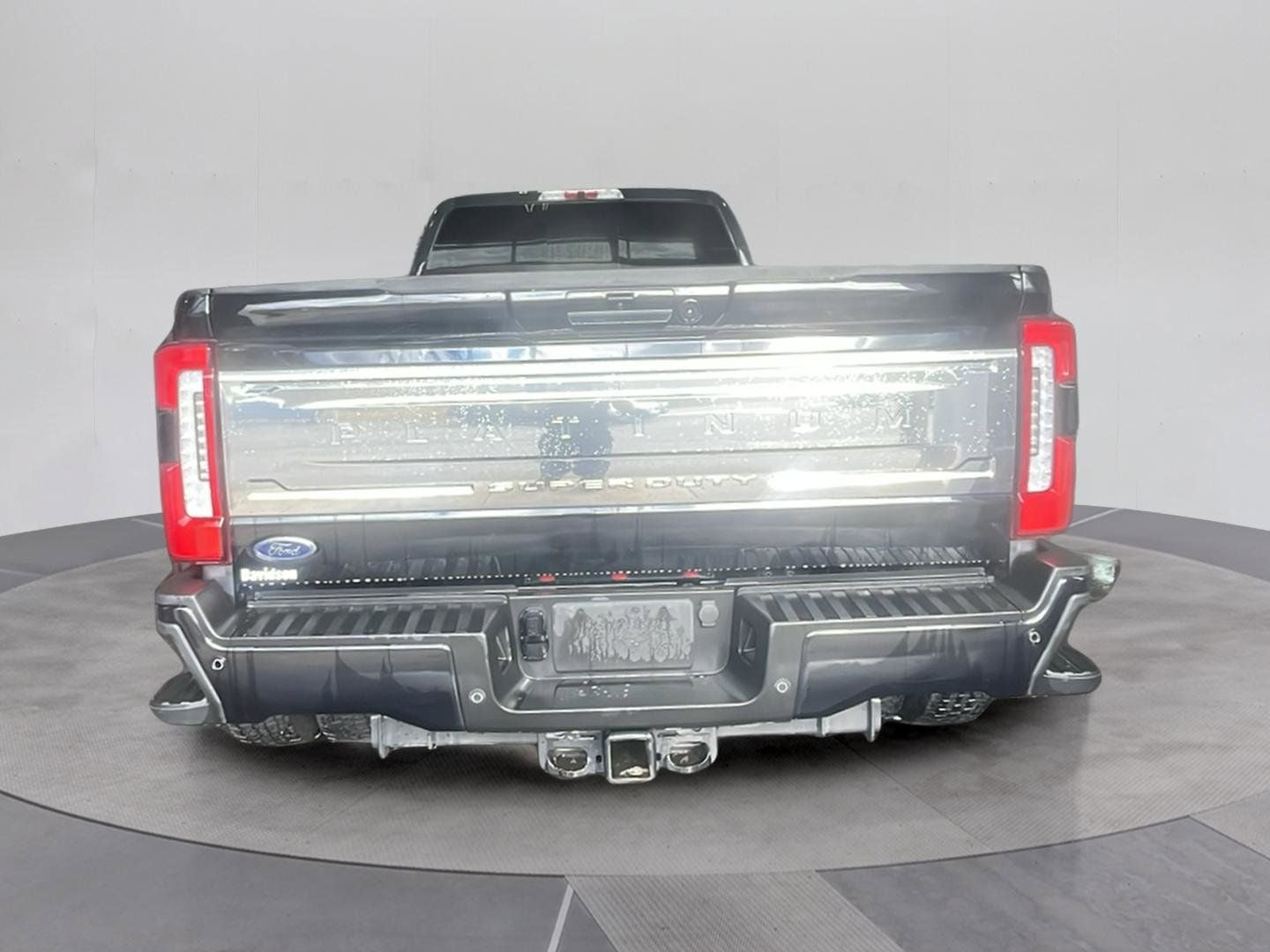 2024 Ford F-450SD Platinum DRW