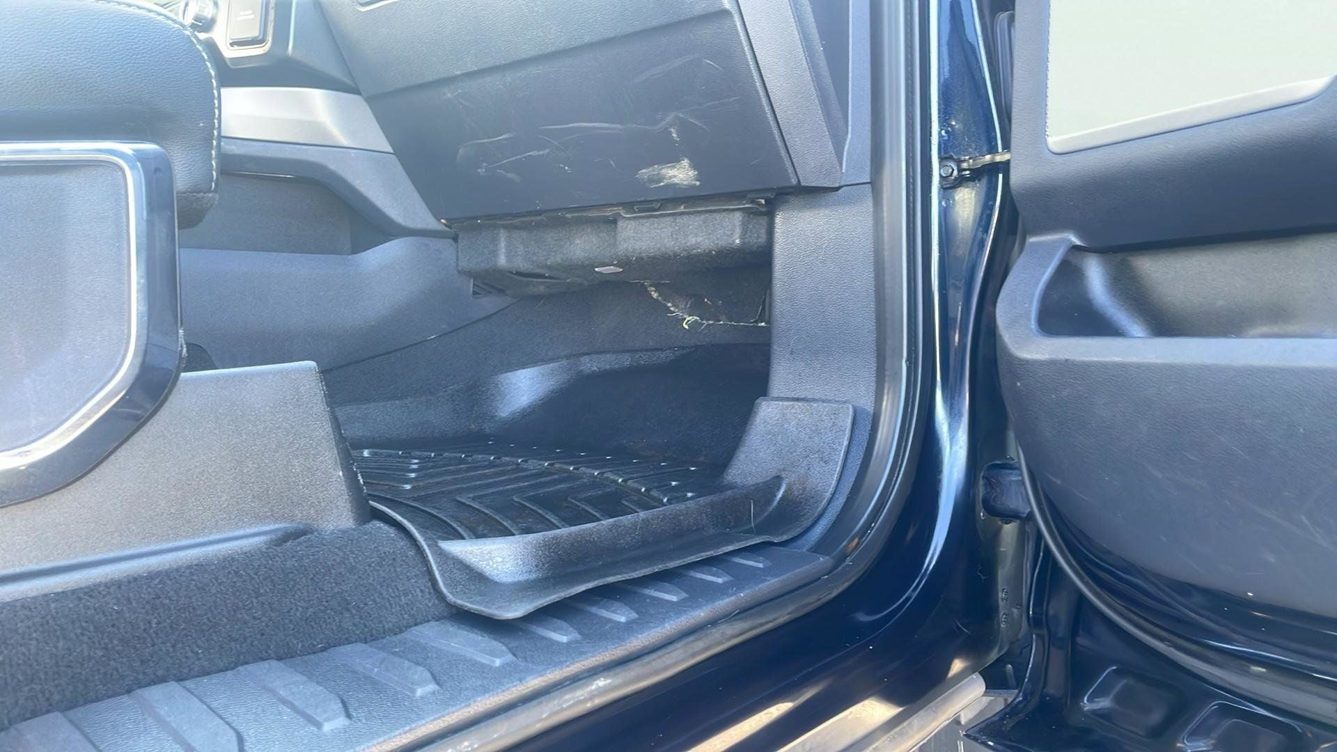 2023 Ford F-350SD Lariat