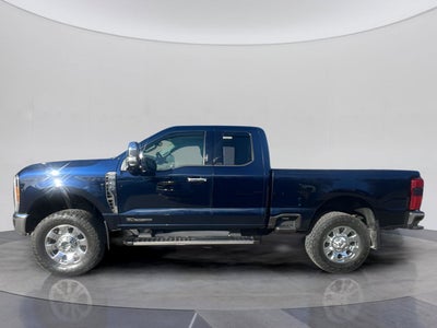 2023 Ford F-350SD Lariat