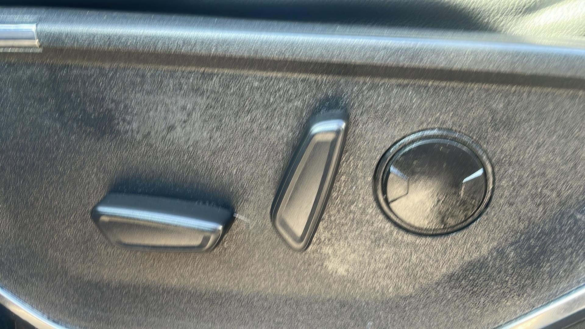 2023 Ford F-350SD Lariat