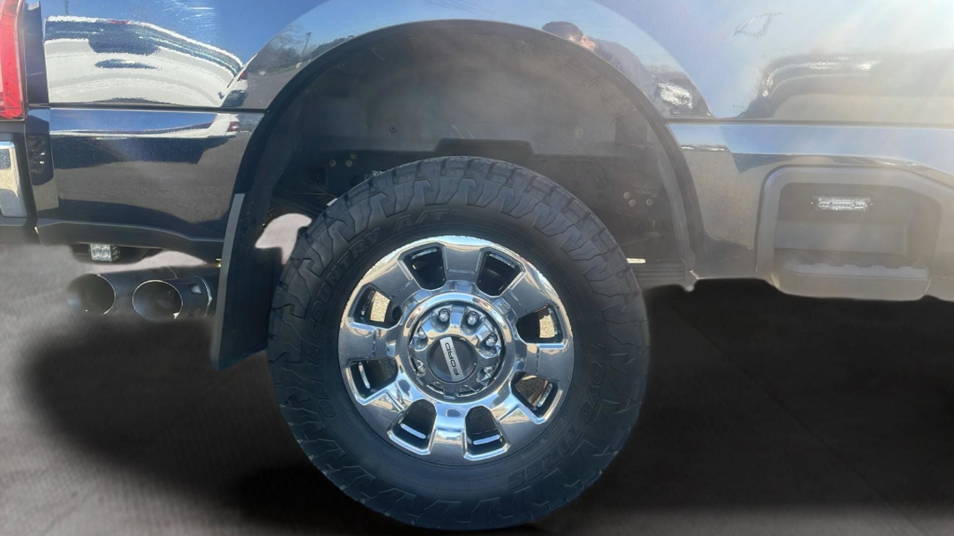 2023 Ford F-350SD Lariat