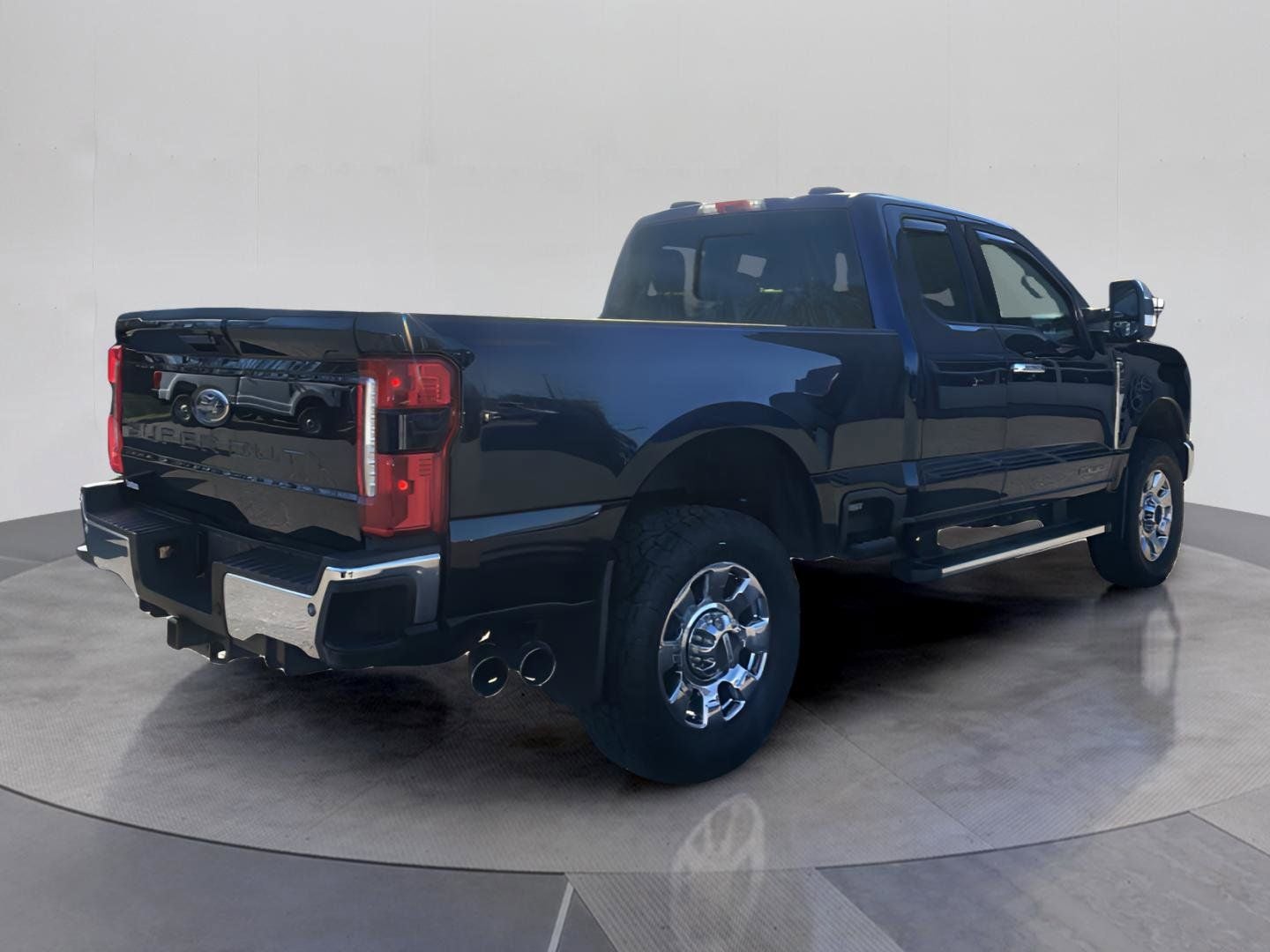 2023 Ford F-350SD Lariat