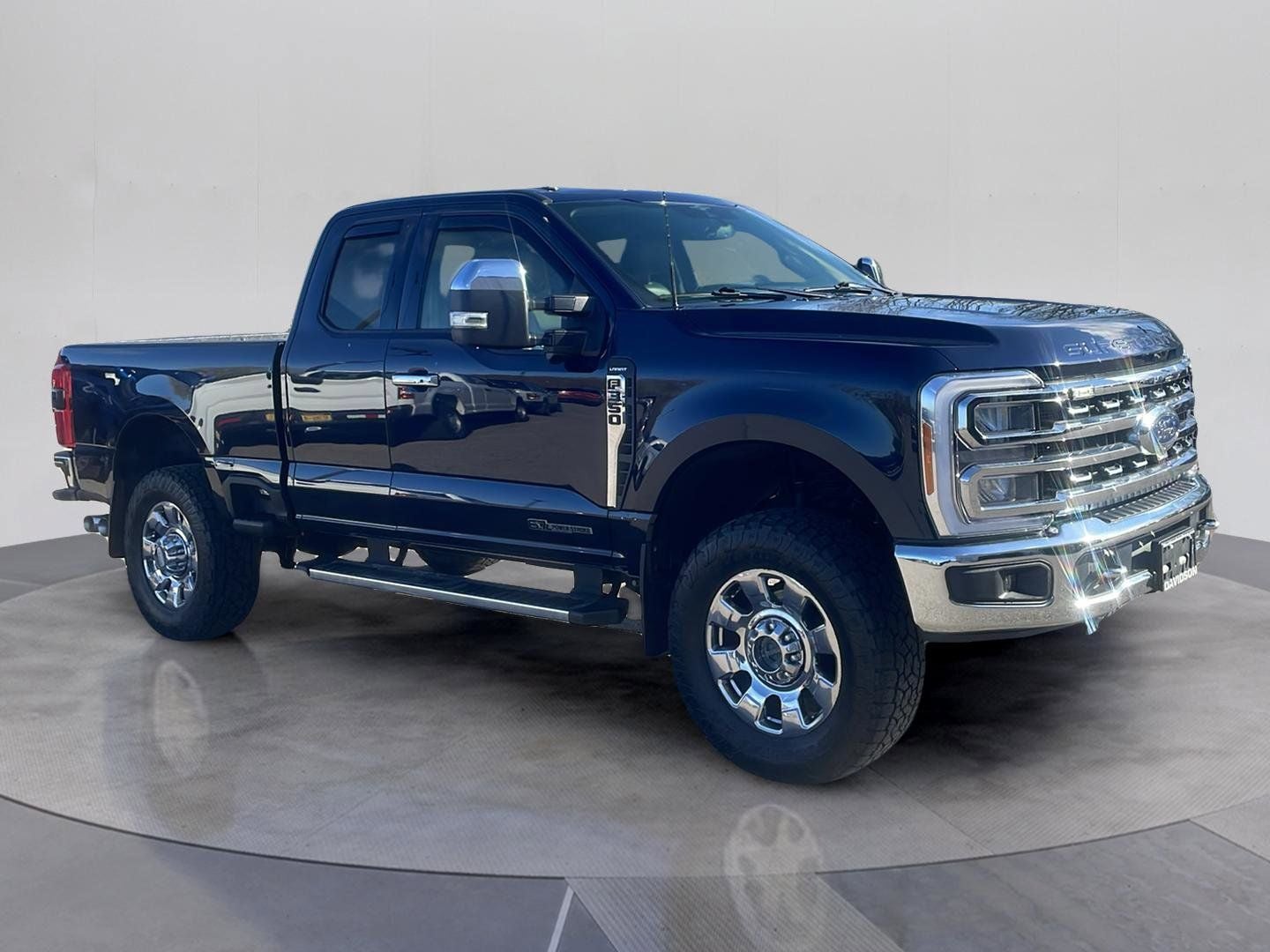 2023 Ford F-350SD Lariat