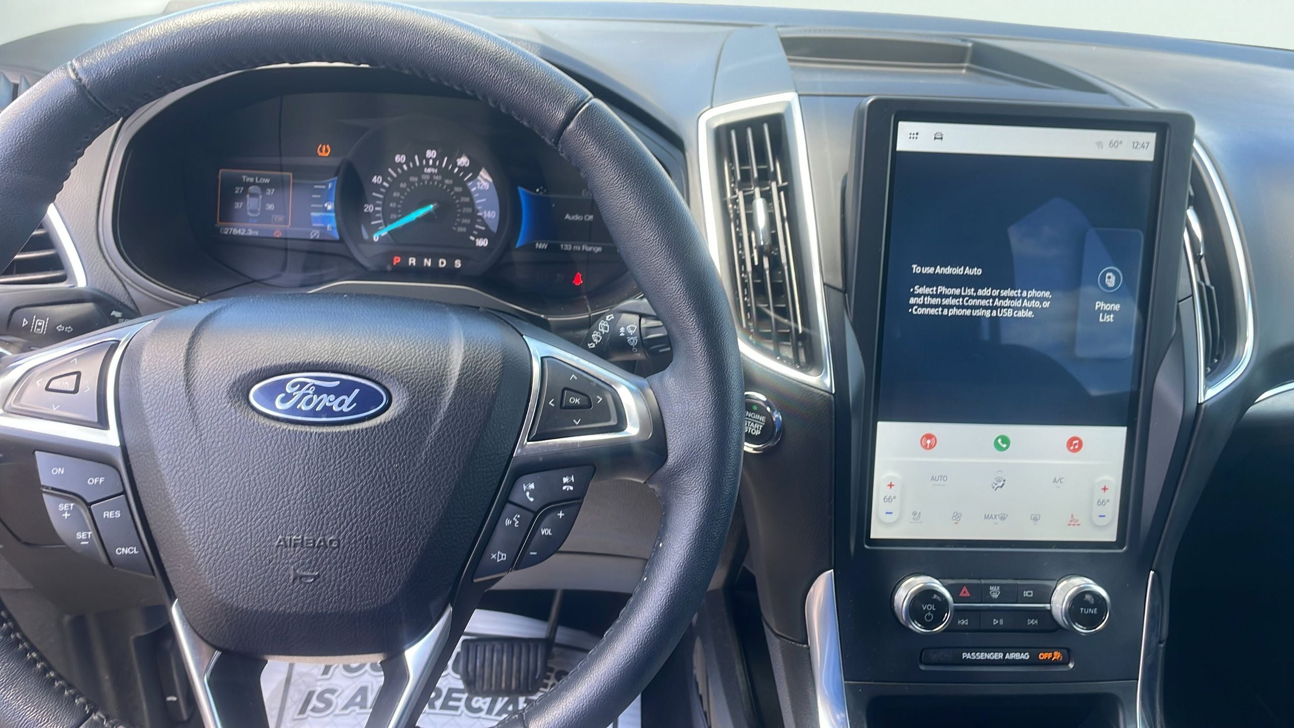 2023 Ford Edge Titanium