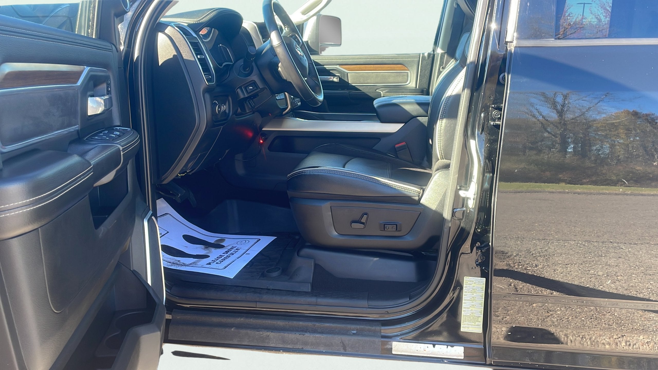 2024 RAM 5500HD Laramie