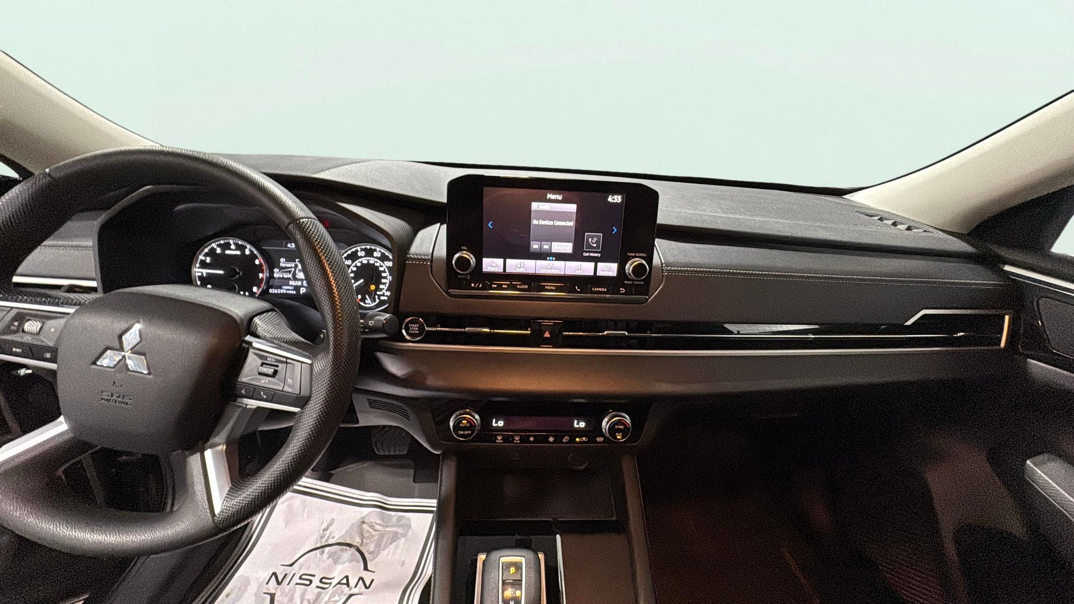 2022 Mitsubishi Outlander ES