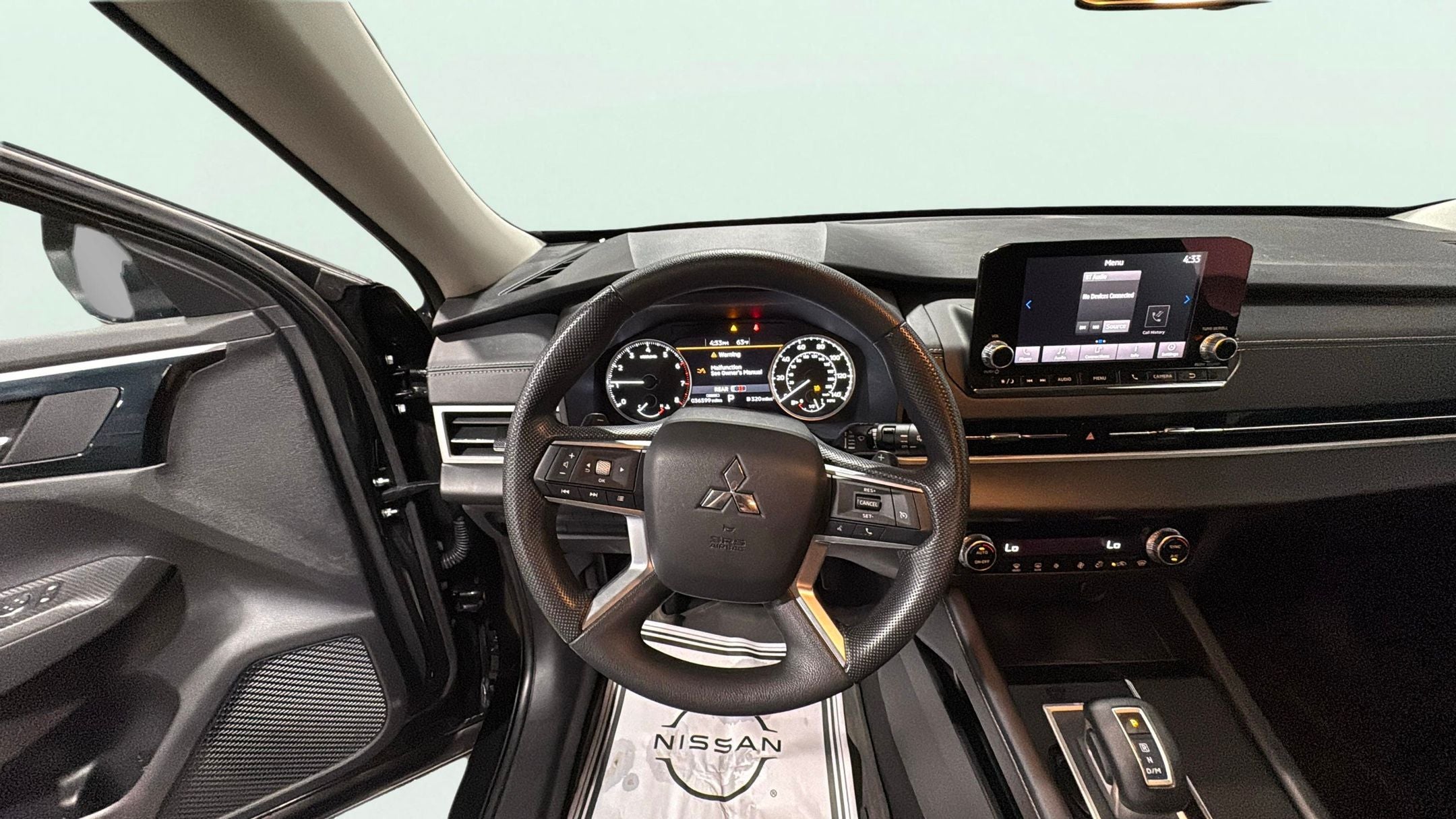 2022 Mitsubishi Outlander ES