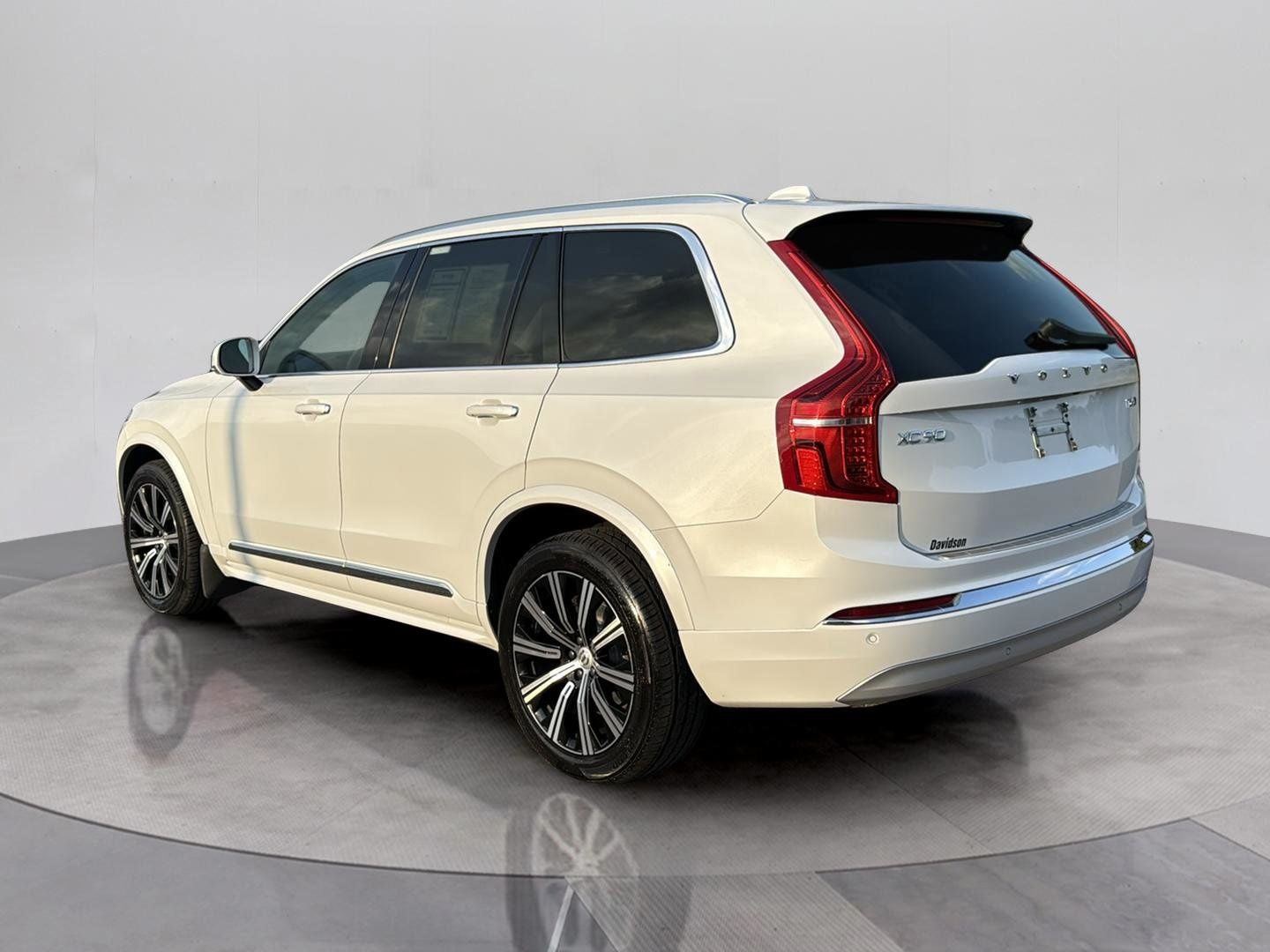 2022 Volvo XC90 T6 Inscription