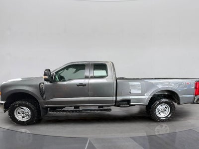 2025 Ford Super Duty F-350 SRW XL