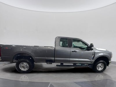 2025 Ford Super Duty F-350 SRW XL