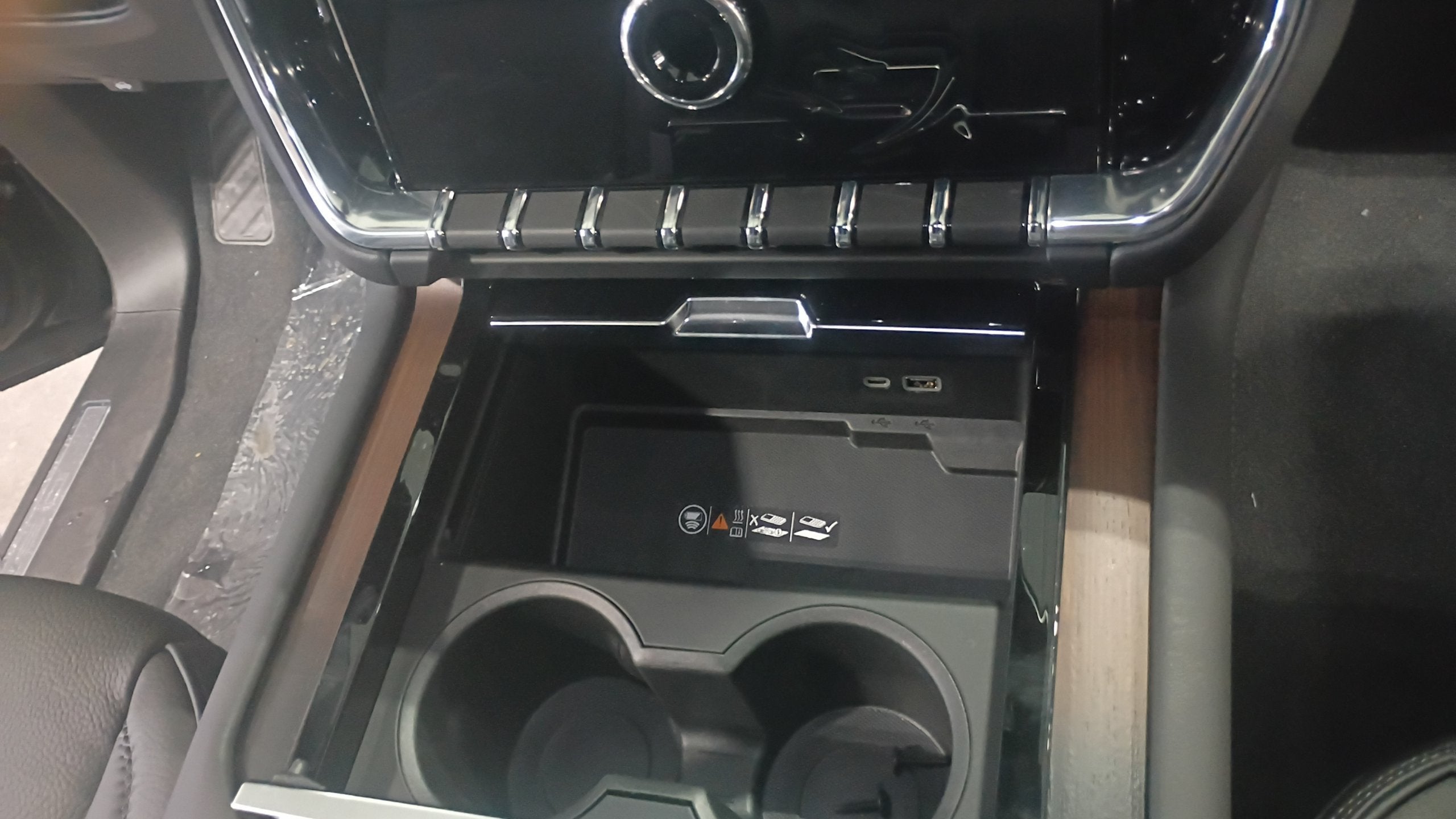 2027 GMC Yukon XL Denali