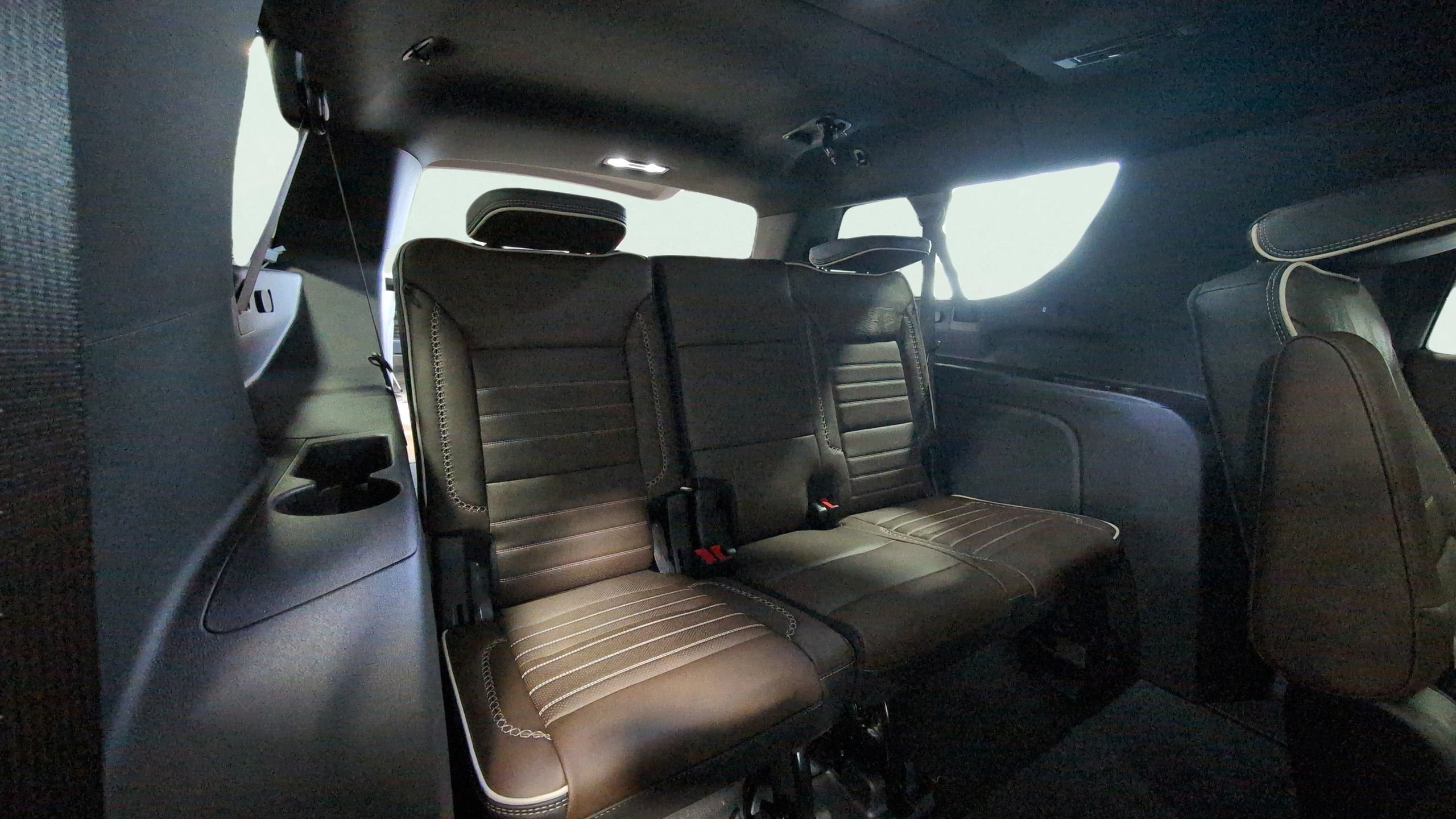 2026 GMC Yukon XL Denali Ultimate - Photo 18