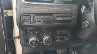 2024 GMC Yukon XL Denali Ultimate