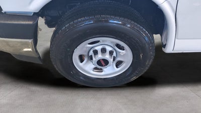 2025 GMC Savana Cutaway 3500 1WT