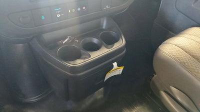 2025 GMC Savana Cutaway 3500 1WT