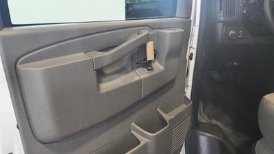 2025 GMC Savana Cutaway 3500 1WT