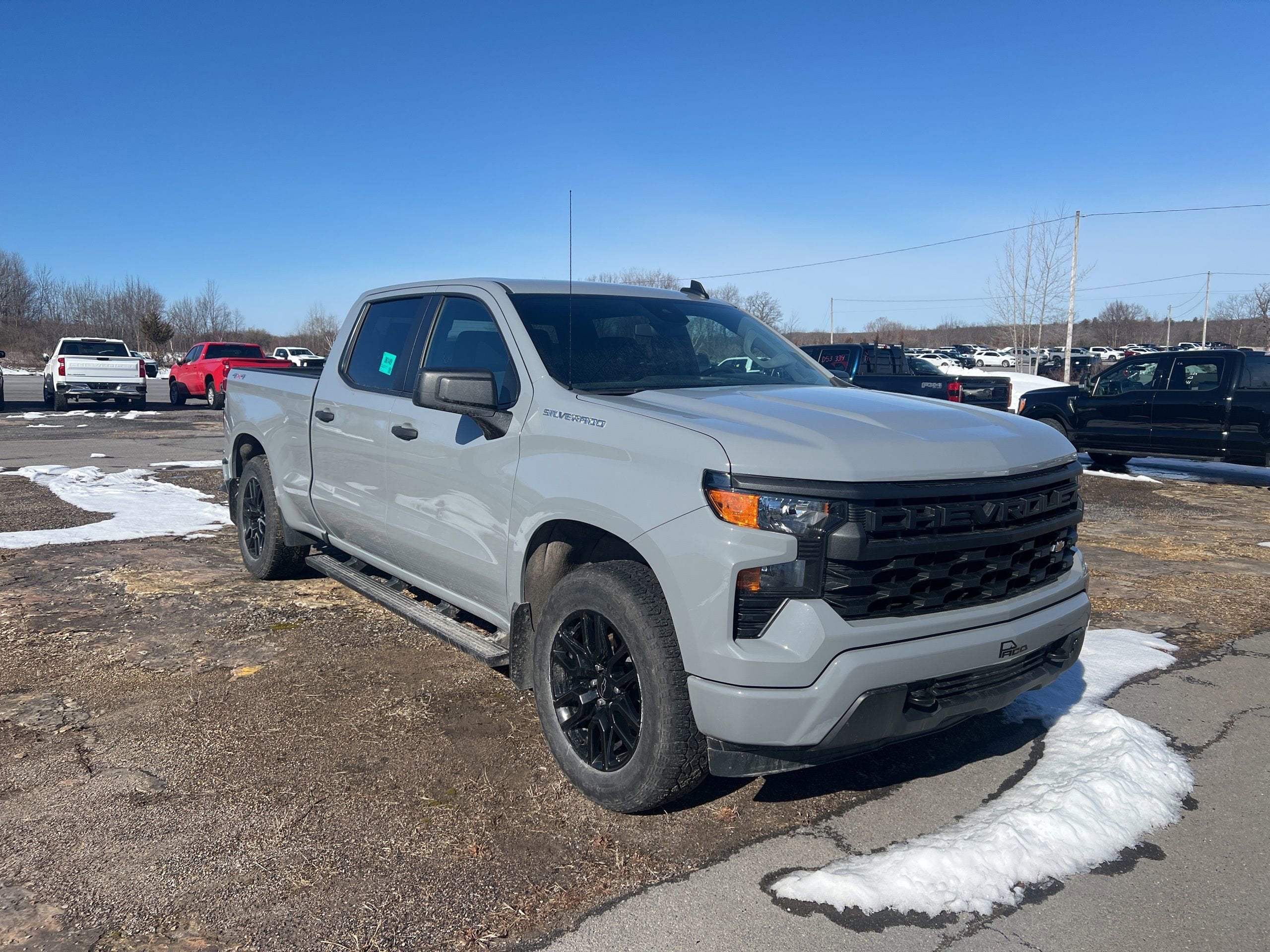 2024 Chevrolet Silverado 1500 Custom