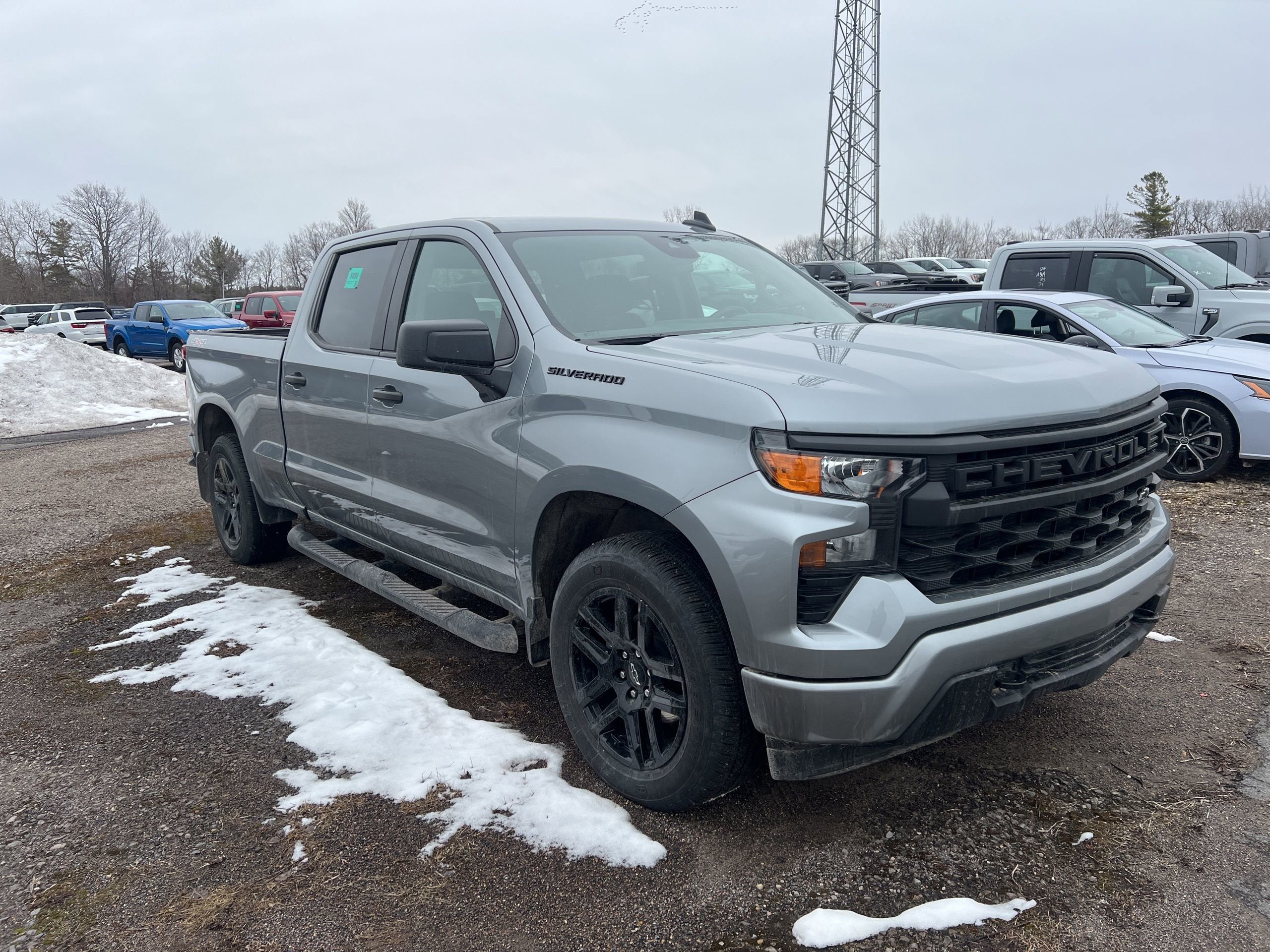 2024 Chevrolet Silverado 1500 Custom