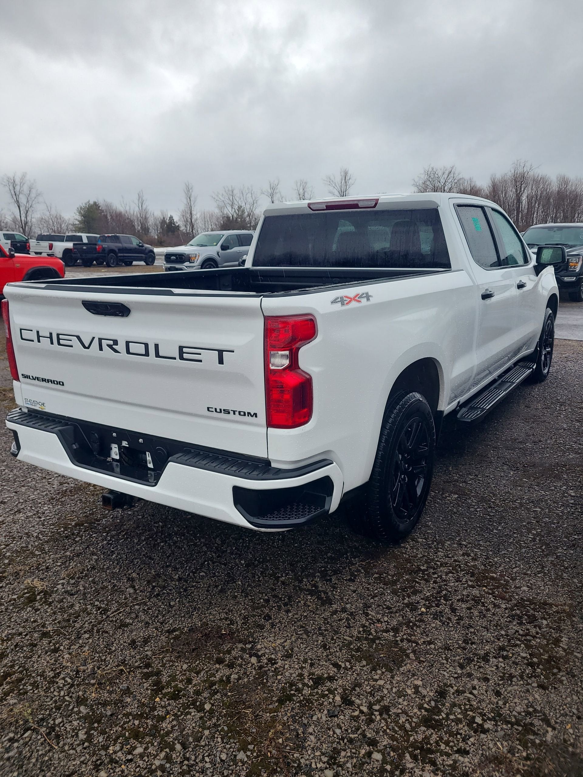 2024 Chevrolet Silverado 1500 Custom