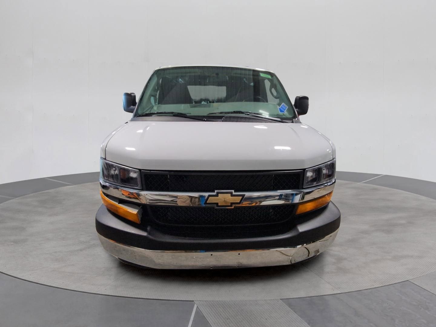 2024 Chevrolet Express Cargo 2500 WT