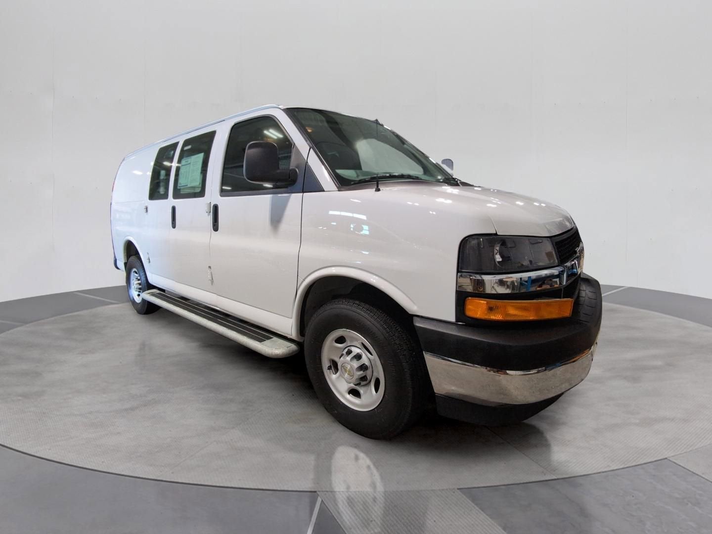2024 Chevrolet Express Cargo 2500 WT