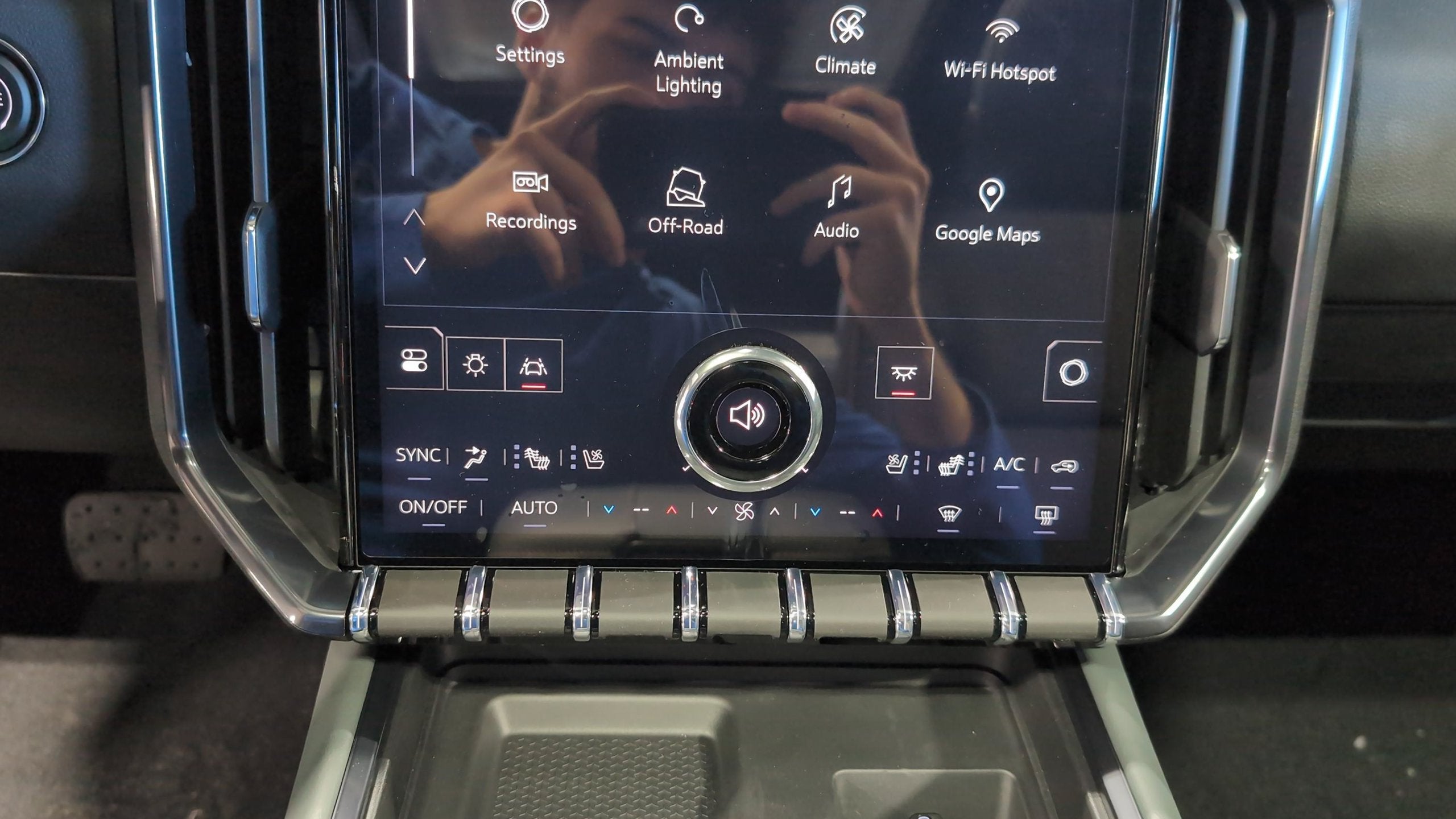 2027 GMC Acadia AT4